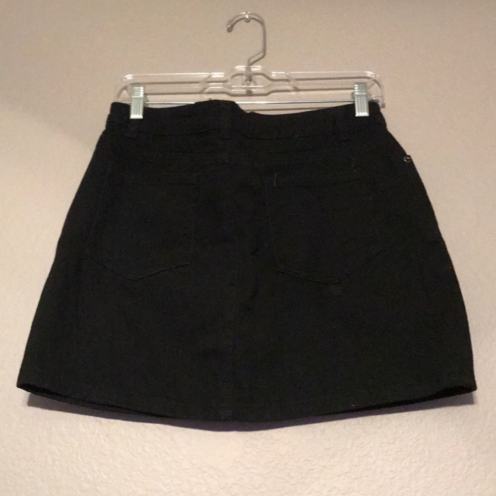 Skirt - Picture 2 of 3